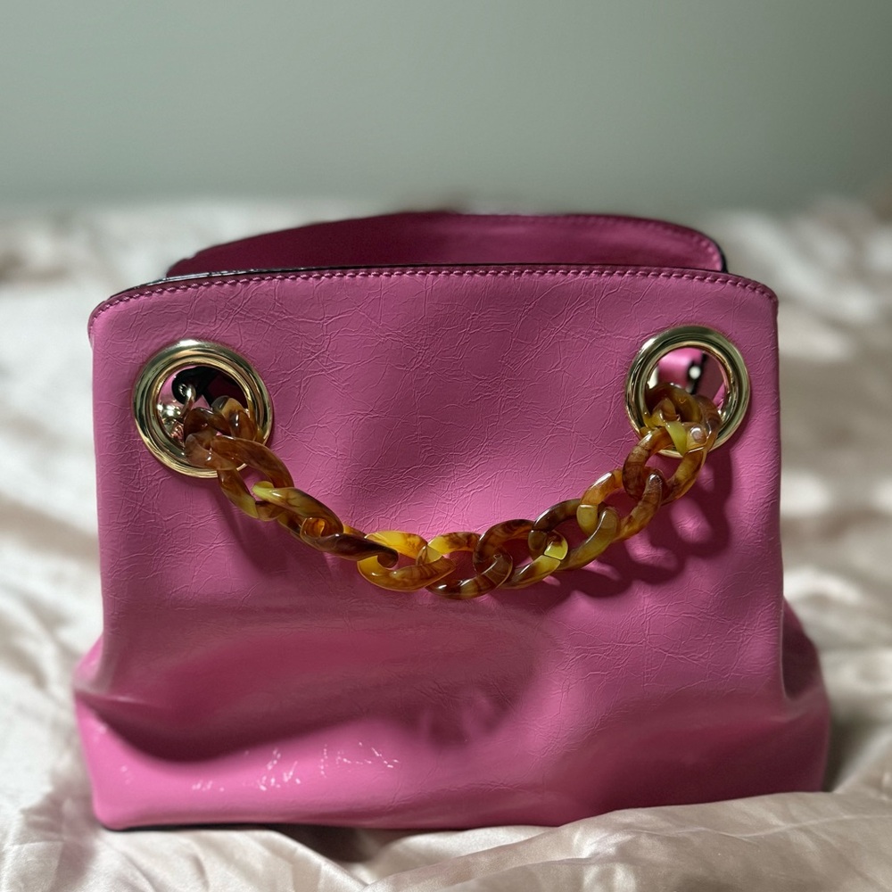 Bubblegum pink Frances Valentine Skip Bag! 💕